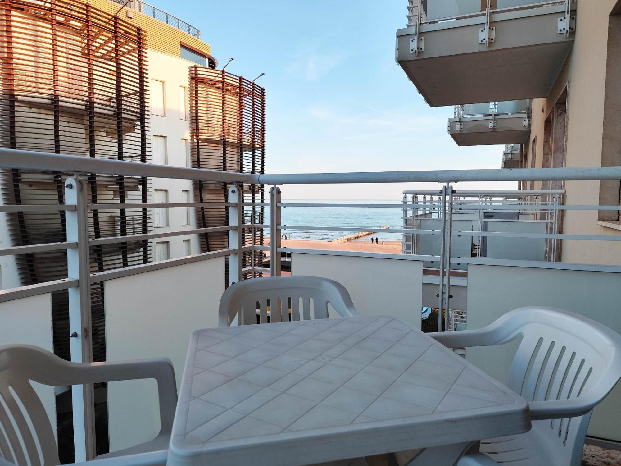 Diplomatic Fronte Mare Appartamento
